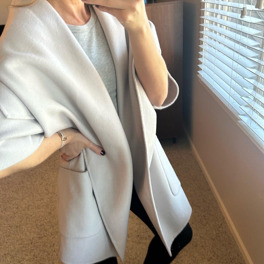 LAMARQUE Penelope Cape Jacket XS/S — RARE — Excellent Condition - Picture 3 of 11
